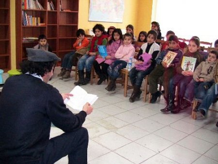 Karslı Çocuklar Hikayelerle Büyüyor
