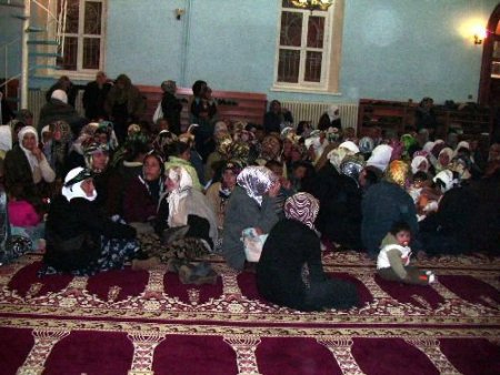 Karslı Hacı Adayları Sabah Namazının Ardından Uğurlandı