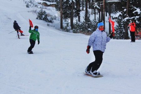Kars'ta 106 köy yolu kar nedeniyle kapalı