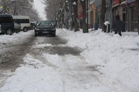 Kars'ta Kar 30 Santimetreye Ulaştı
