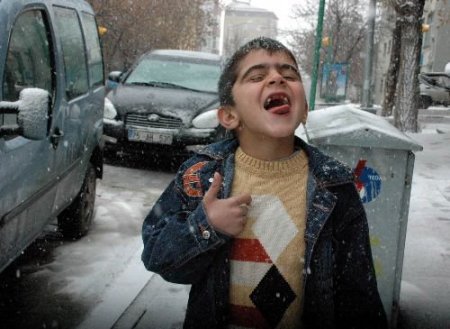 Kars'ta Kar Yağışı