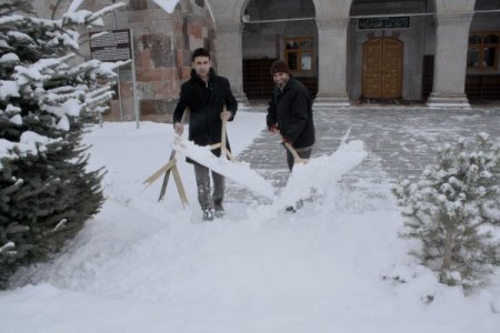 Kars'ta Kar Yağışı İle Dondurucu Soğukların Etkisi Azaldı