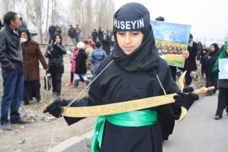 Kars'ta Kerbela şehitleri için matem tuttular