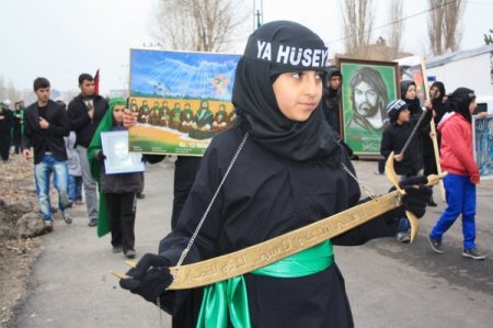 Kars'ta Kerbela şehitleri için matem tuttular
