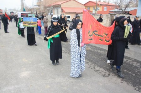 Kars'ta Kerbela şehitleri için matem tuttular