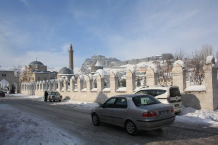 Kars'ta termometreler -37'yi gördü