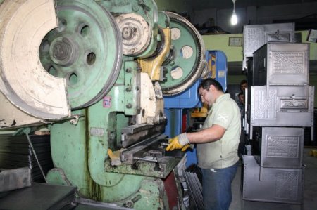 Kars'ta tezek sobaları görücüye çıktı