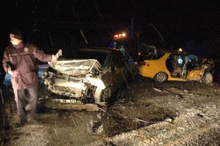 Kars'ta Trafik Kazası: 1 Ölü, 5 Yaralı