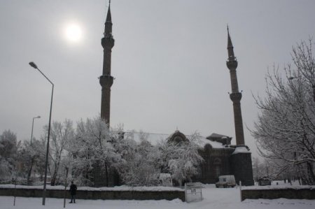 Kars'tan kartpostallık kar manzaraları