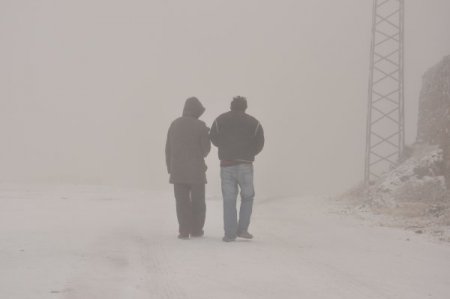 Kartalkaya'ya mevsimin ilk karı yağdı