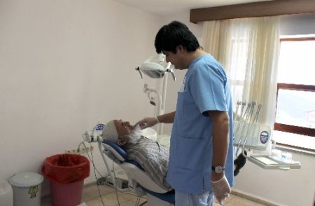 Kaş Devlet Hastanesi'ne hormon cihazı ve yeni diş polikliniği hizmeti