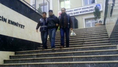 Kasa hırsızları güvenlik kamerasında