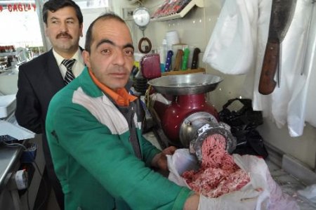 Kasaplar Kurbanda Bayram Etti