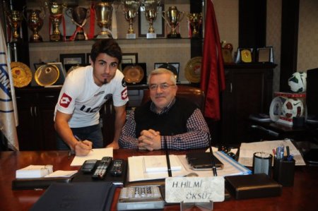 Kasımpaşa, Erhan Kartal'ı transfer etti