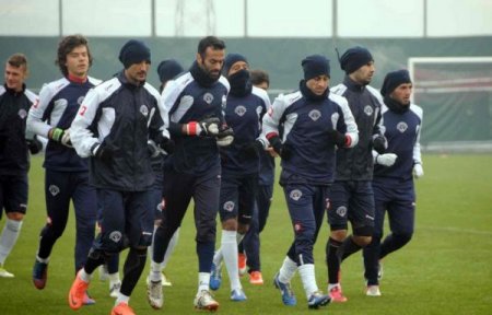 Kasımpaşa'da Fenerbahçe maçının hazırlıkları devam ediyor