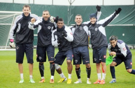 Kasımpaşa'nın Bursaspor maçı hazırlıkları devam ediyor