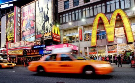 Kasırga Sonrası New York Normale Dönüyor