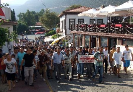 Kaş'ta Öldürülen Bilecen'in Yakınlarından, "katilleri İstamiyoruz" Mitingi
