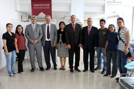 Katip Çelebi Üniversitesi'nden Kan Bağış Kampanyası