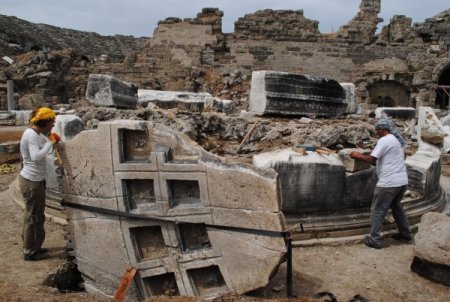 Katkı payı bütçesiyle 2 bin yıllık Tüke Tapınağı bir yıl içinde ayağa kaldırıldı