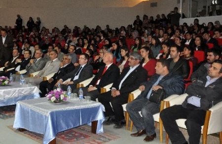 KAÜ Girişimcilik ve Bilge Kalemler Kulübü'nden söyleşi programı