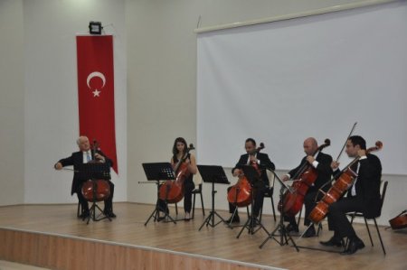 KAÜ’de 'Viyolonsel Oda Müziği Konseri' düzenlendi