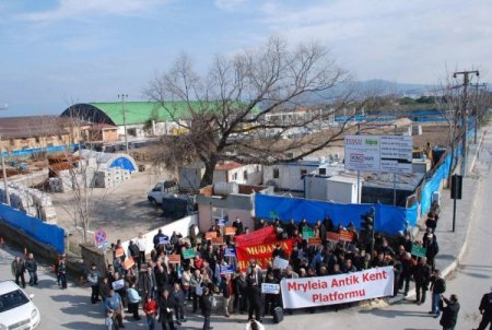 Kaya: Mryleia Antik Kenti’ndeki inşaat durdurulmalı