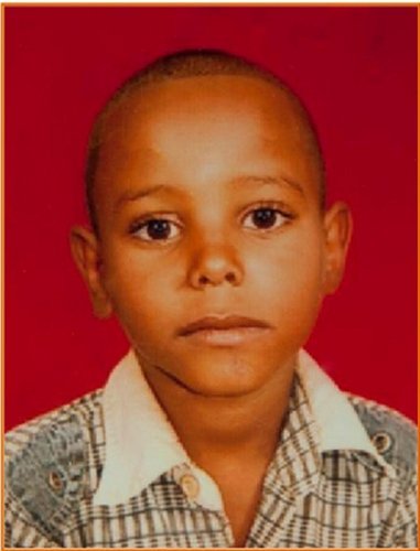 Kayahan’ın kızı Aslı Gönül’e Sudanlı kardeş