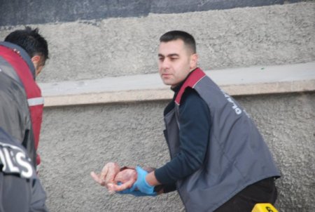 Kayalıkların Arasına Terk Edilen Bebek Ölü Bulundu