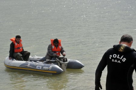 Kaybolan balıkçı kadını 29 kişilik dalgıç ekibi arıyor