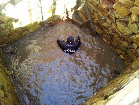 Kayıp Belediye Meclis Üyesini Arayan Ekipler, Kuyuda İnsan Kemiği Buldu