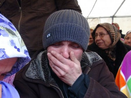 Kayıp Yakınlarının Endişeli Bekleyişi Sürüyor