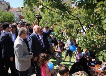 Kayısı Bahçesi, piknikçilerin kullanımına açıldı