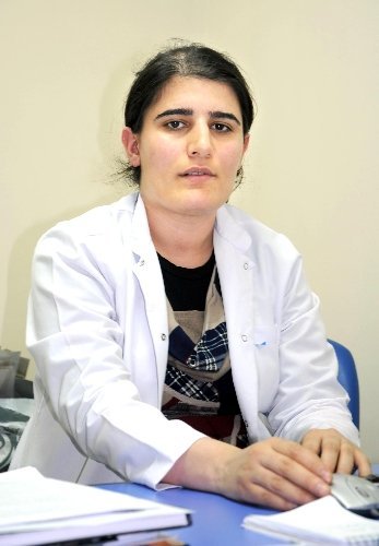 Kayısı çekirdeğinin acısı zehirliyor, tatlısı besliyor