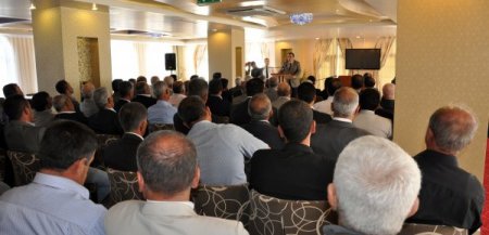 Kaymakam Bingöl, Midyat bürokratlarının telefonunu muhtarlara dağıttı