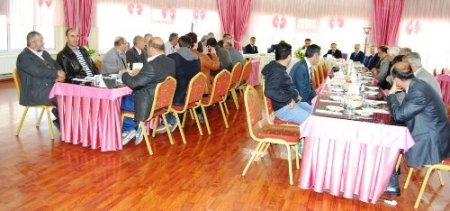 Kaymakam Erkan muhtarlarla kahvaltıda bir araya geldi