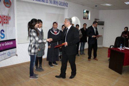 Kaymakam Niyazi, öğrencilere başarılı olmanın yollarını anlattı