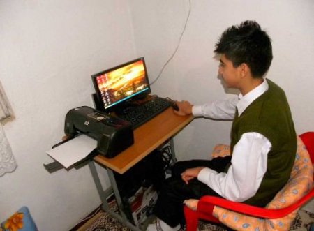 Kaymakamın Korumasına Mesaj Attı, Bilgisayar Sahibi Oldu