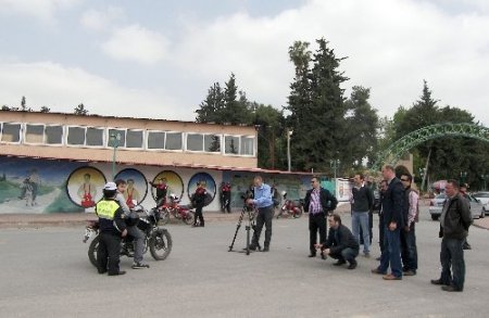 Kaymakamın senaryosunu yazdığı kamu spotunda Çayçı Hüseyin başrol oynadı