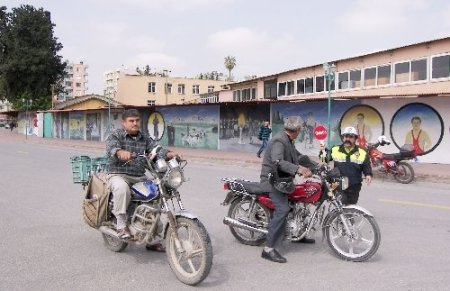Kaymakamın senaryosunu yazdığı kamu spotunda Çayçı Hüseyin başrol oynadı