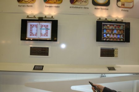 Kaynak Yayıncılık, Kur’an-ı ve Cevşen'i tablete taşıdı