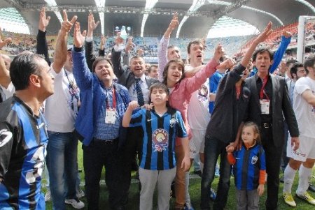 Kayseri Erciyesspor’un şampiyonluk sevinci 5 dakika sürdü