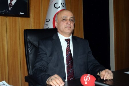 Kayseri’de dikilemeyen parmak Sivas’ta dikildi