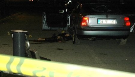 Kayseri’de iki kişi silahlı çatışmada öldü