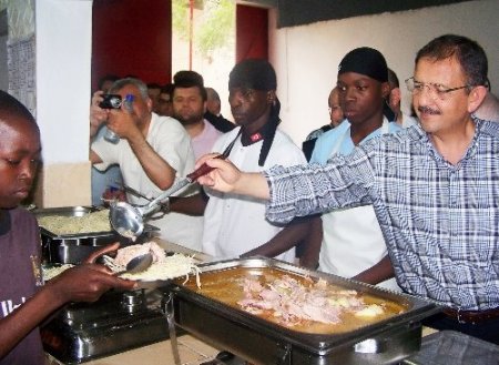 Kayseri’den Kamerun’a kardeşlik köprüsü