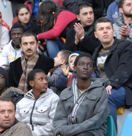 Kayserispor'un siyahi taraftarları