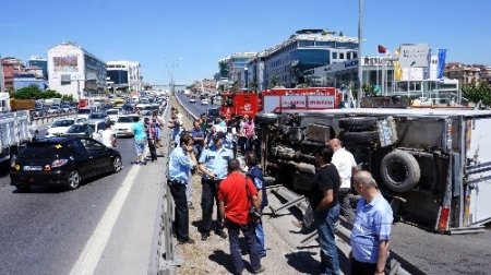 Kaza E-5'i savaş alanına çevirdi