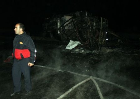 Kaza Sonrası Tanker Alev Alev Yandı: 1 Ölü