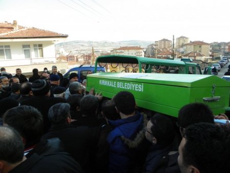 Kazada hayatını kaybeden gazete dağıtıcısı Dumlupınar son yolculuğuna uğurlandı