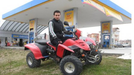 Kazada hayatını kaybeden gazete dağıtıcısı Dumlupınar son yolculuğuna uğurlandı